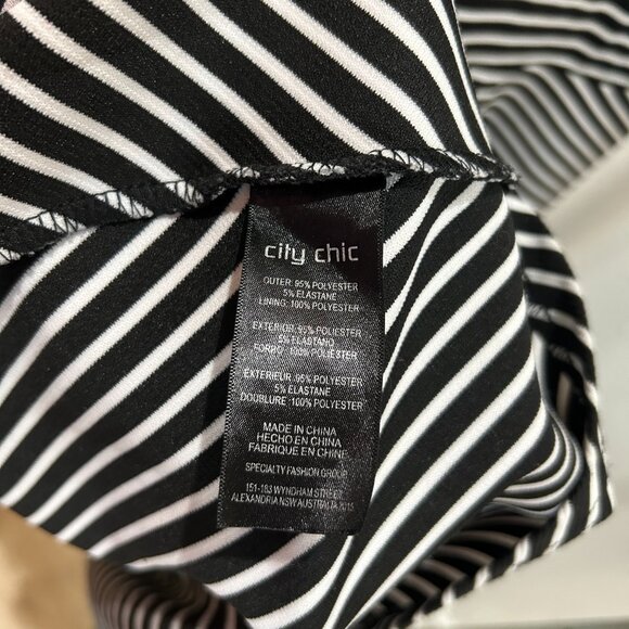 City Chic Black and White Chevron Striped Dress sz M/18, EUC - Picture 3 of 6